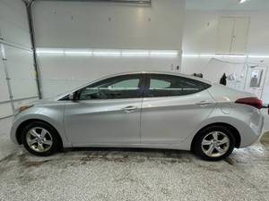 2015 Hyundai Elantra SE - 2 OWNERS
