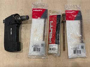 lot 7 image: Misc HILTI DX 5 related itmes