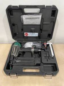 lot 38 image: Brand new MasterForce Straight Finish Nailer 16ga 208-5007 Pneumatic Magnesium