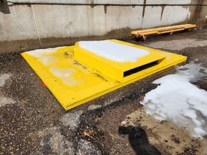 lot 35 image: Steel Truck Tire Guide Plate 34x9x10
