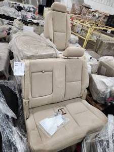 lot 14 image: Lot of (2) 2007 Truck Rear Bench and Passenger-Side Front Bucket Seats