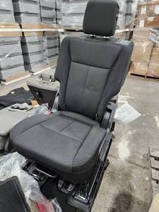 lot 16 image: Lot of (2) 2018 Ford Expedition Bucket Seats