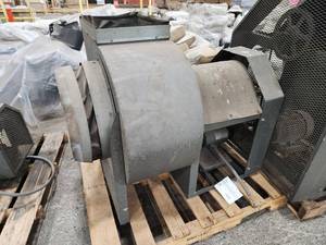 lot 8 image: Peerless 182E Electric Blower