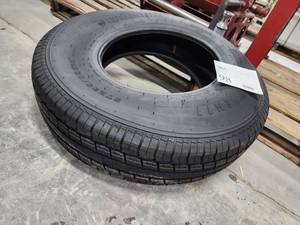 lot 98 image: Lot of (1) Rubbermaster RM77 ST23585R16 Tire