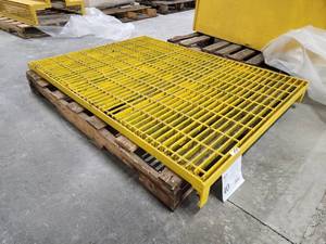 lot 40 image: Metal Floor Grate 52x38