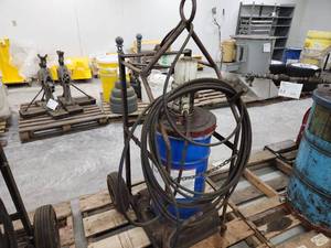 lot 43 image: Graco Fire-Ball 300 Air Powered Pump with Barrel Cart