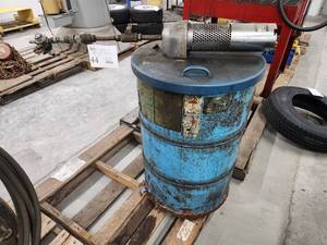 lot 44 image: Coolant Barrel w Pump