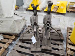 lot 66 image: Lot of (2) 10-Ton Jack Stands 1030CRA