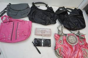 lot 263 image: purses