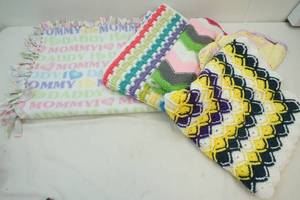 lot 285 image: baby blankets