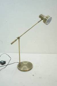 lot 312 image: desk lamp