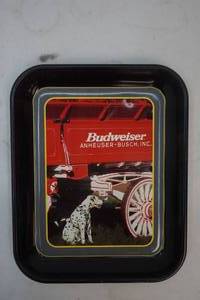 lot 322 image: Budweiser tray
