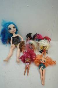 lot 332 image: rainbow dolls