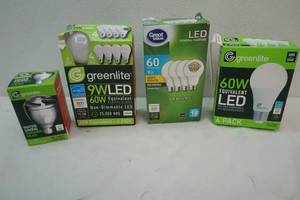 lot 8 image: Light Bulbs