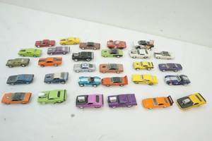 lot 25 image: Metal Cars