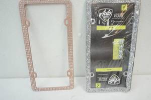 lot 33 image: Bling License Plate Frames