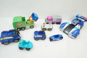 lot 62 image: Paw Patrol Trucks