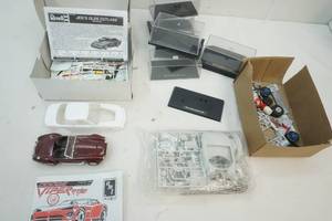 lot 75 image: car models