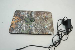 lot 183 image: Laptop