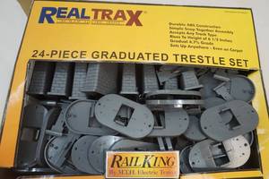 lot 210 image: REalTrax Trestle set