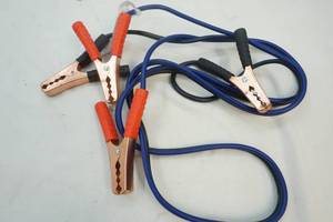 lot 216 image: jumper cables