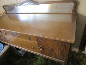 MCM Buffet with back Mirror