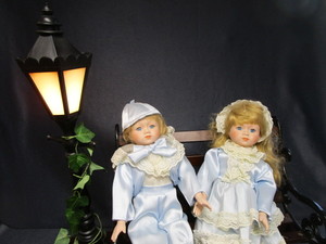 Swedish Dolls, Bench, Lamp Post