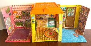 lot 217 image: Vintage Barbie Grouping