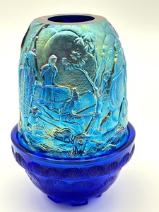 lot 49 image: Fenton Glass Cobalt Blue Iridized Nativity Fairy Light Lamp