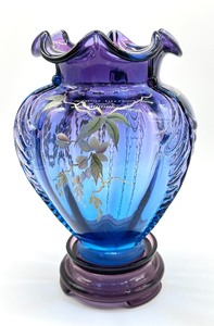 lot 28 image: Fenton Glass 9 Mulberry Feather Belly Vase