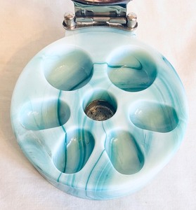 lot 260 image: Vintage Slag Glass Manicureen by The W.M. Meyer Company