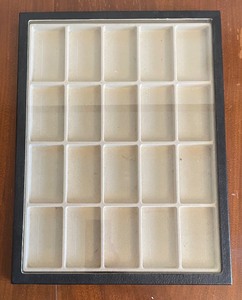 lot 274 image: Display Cases and a Bracelet Holder