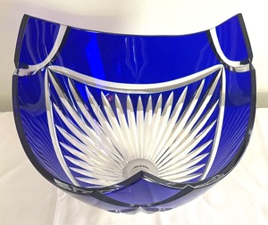 lot 334 image: Shannon Crystal Ireland Design Cobalt Blue Cut to Clear Bowl