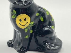 lot 307 image: Fenton Happy Cat Figurine