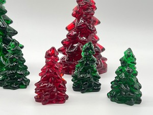lot 299 image: (7) Vintage Mosser Glass Red and Green Glass Trees