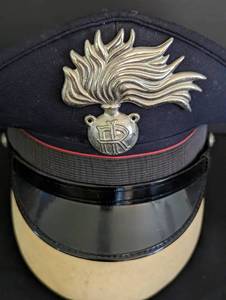 lot 166 image: Vintage Italian Police Hat