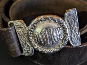 lot 174 image: Vintage Leather Belt and Police Buckle