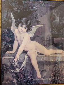 lot 197 image: Vintage Ornate Gold Framed Cherub Print
