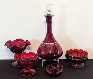 lot 198 image: Assorted Vintage Cranberry Glasware
