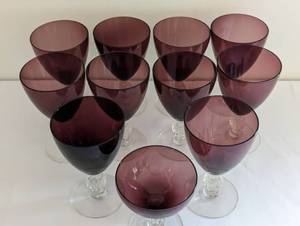 lot 360 image: Vintage Amethyst Glassware