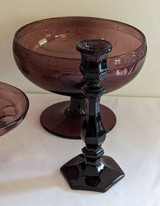 lot 374 image: Assorted Amethyst Glass Serving Ware