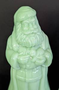 lot 381 image: Pair of Mosser Jadeite Santas