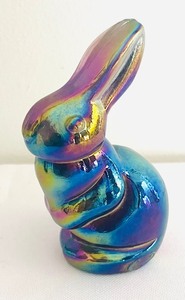 lot 375 image: Fenton and Mosser Carnival Glass Figurines