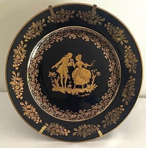 lot 391 image: Elegant Decor by Schedel, Limoges Castel, Special Fintias and More