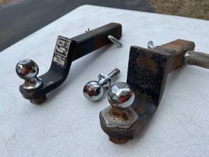 lot 472 image: Two Used Trailer Hitch Attachments, 1 78 And 2 Inch