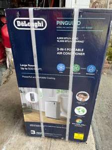 lot 479 image: NEW Delonghi Three In One Portable Air Conditioner 500 Square Feet Capacity