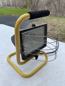 lot 482 image: LED Shop Light