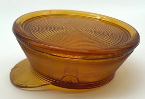 lot 419 image: Vintage Paden City Amber Glass Army Hat Lidded Dish