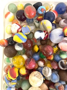 lot 445 image: Multitudes of Marbles