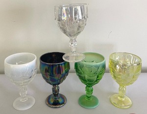 lot 537 image: National Cambridge Glass Collectors Convention Glassware